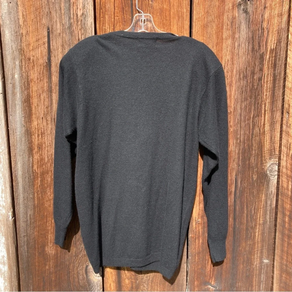 Vintage TJW sequined, angora and wool black sweater size large - Picture 2 of 7